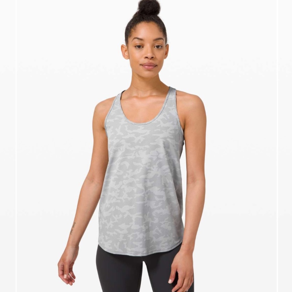 Lululemon essential tank